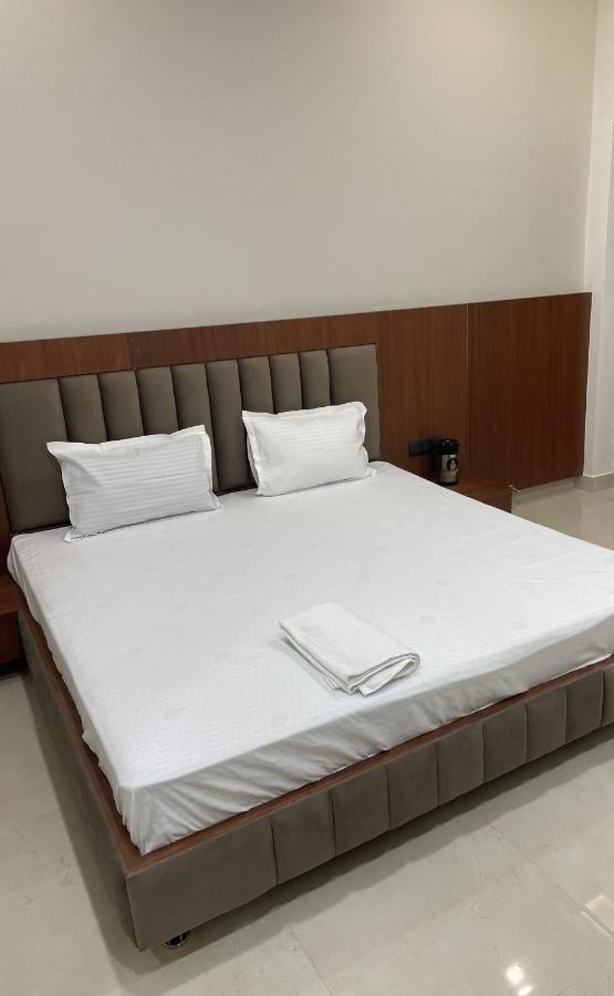 The Kedar Resort Mathura Exterior foto