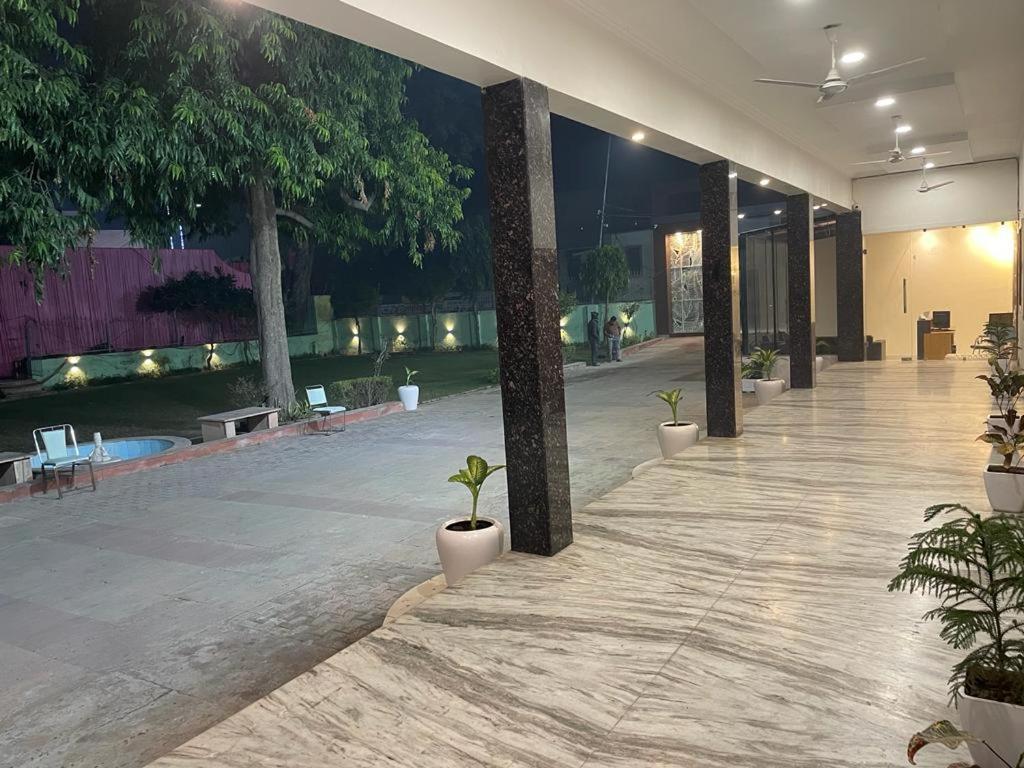 The Kedar Resort Mathura Exterior foto