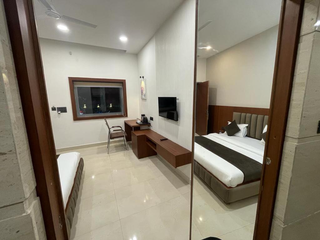 The Kedar Resort Mathura Exterior foto