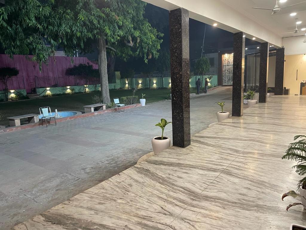 The Kedar Resort Mathura Exterior foto