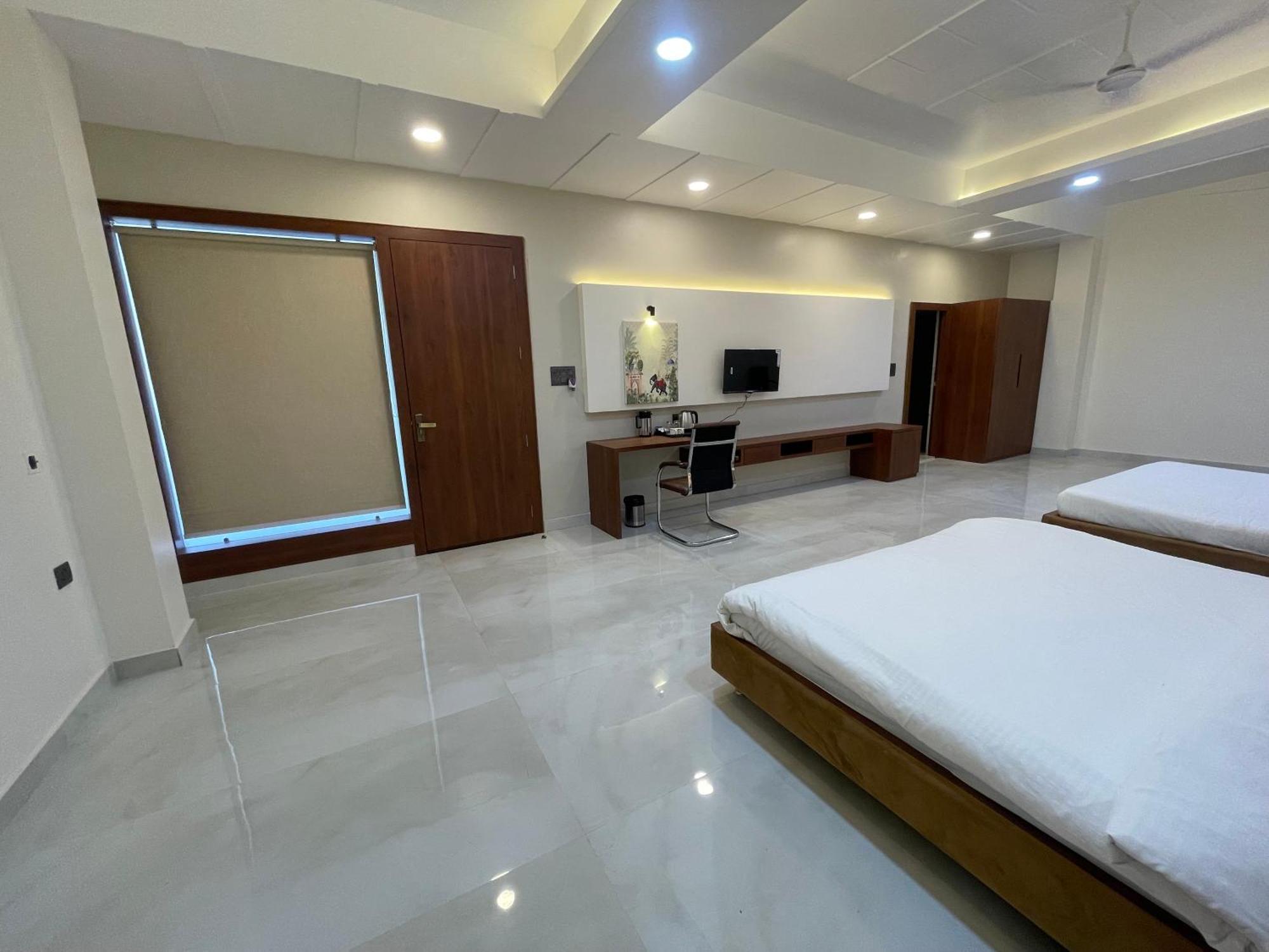 The Kedar Resort Mathura Exterior foto