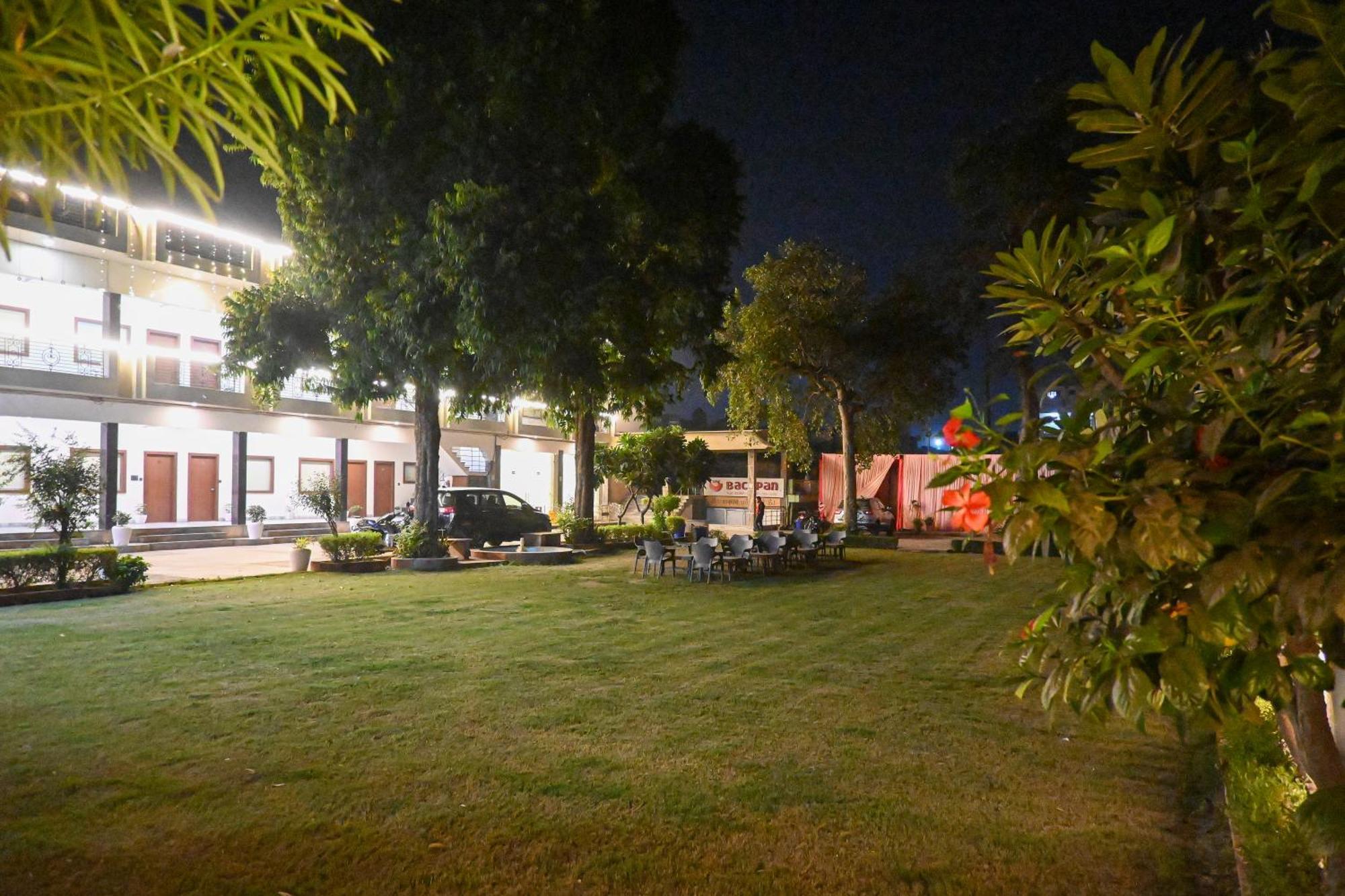 The Kedar Resort Mathura Exterior foto